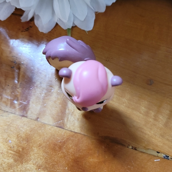 Littlest Pet Shop LPS #1601 Squirrel Yellow Purple Pink Eyes 2007 B - Picture 6 of 11